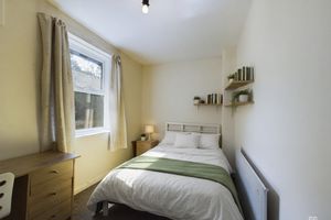 Photo 18- click for photo gallery